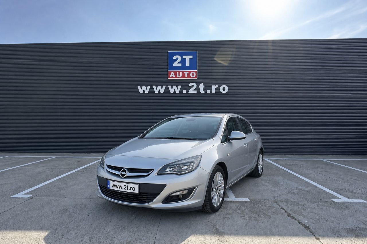Închiriere Opel Astra — 2T Auto Caracal
