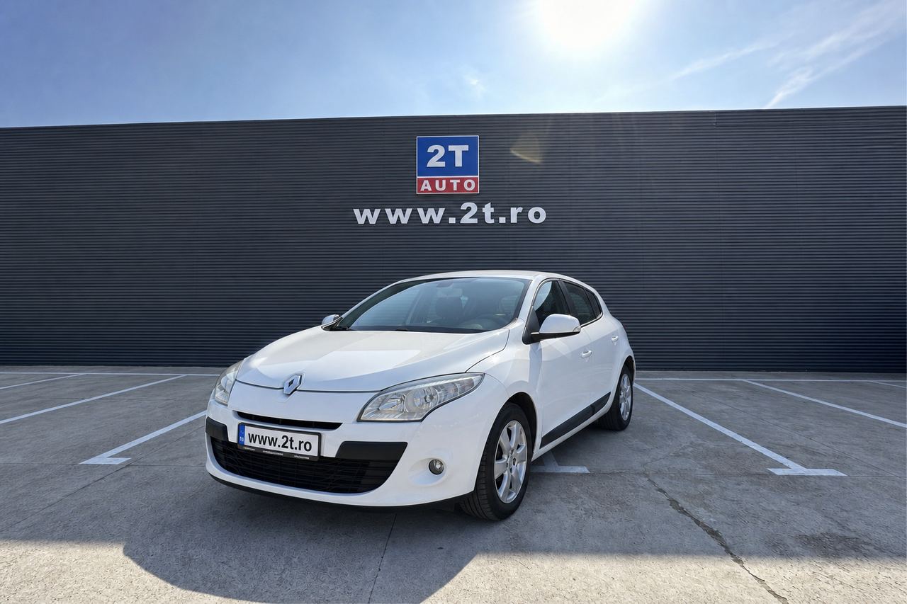 Închiriere Renault Megane — 2T Auto Caracal